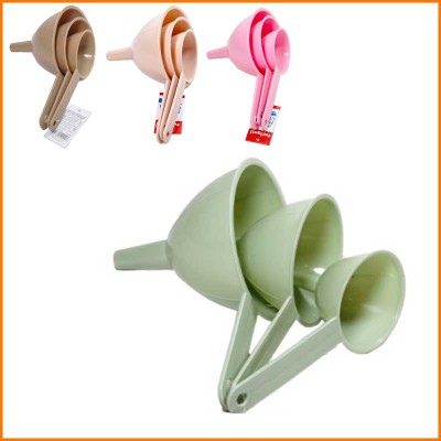 SET 3PZ IMBUTO IN PLASTICA...